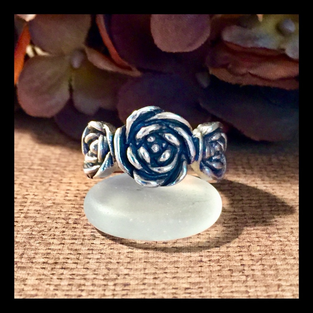 Vintage sterling rose ring